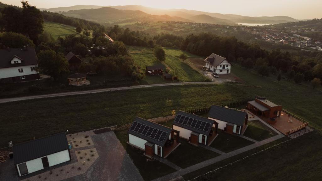 Tulichatki Domki Caloroczne Tarnawa Dolna  Exteriör bild